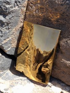 Surfaces_high-gloss_matte_gallery_gold_7